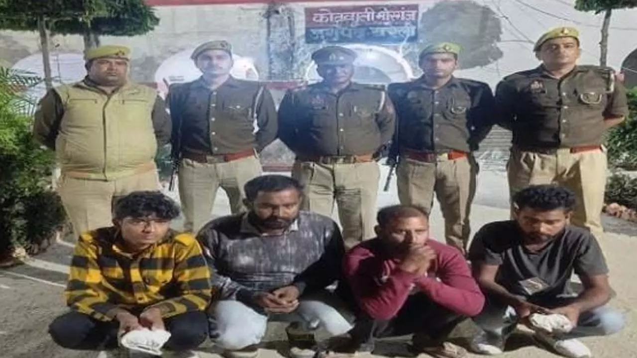 ANTF unit and police team caught four smack smugglers, smack worth Rs 30 lakh recovered