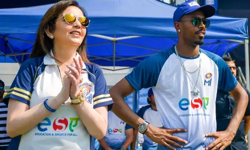 Nita Ambani Hardik Pandya
