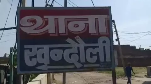 Deadly attack on police team in Agra, police head constable and constable seriously injured