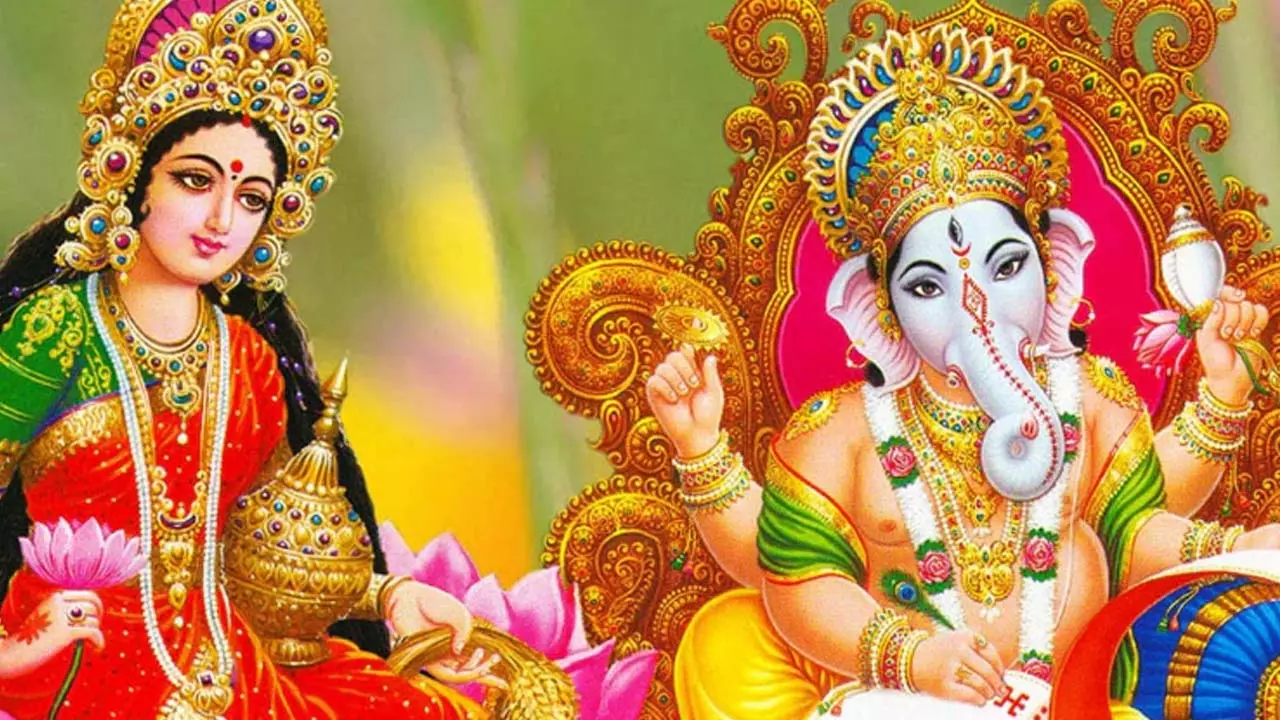 Why Ganesh is worshiped along with Lakshmi