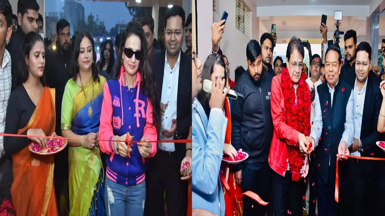 Grand trade fair of Rajaram & Group in Jaunpur, film actress Ameesha Patel, film star Arun Govil received grand welcome