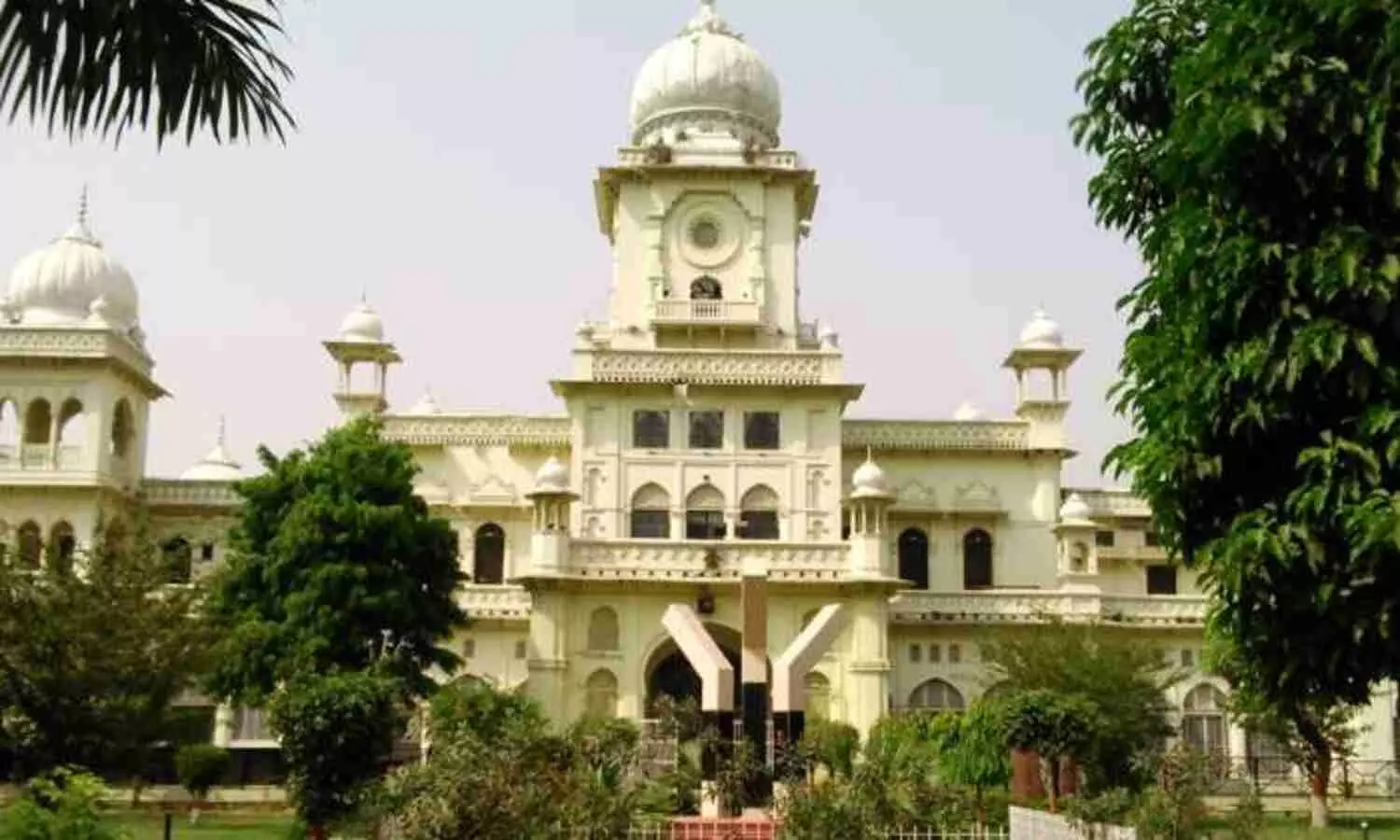 Lucknow University