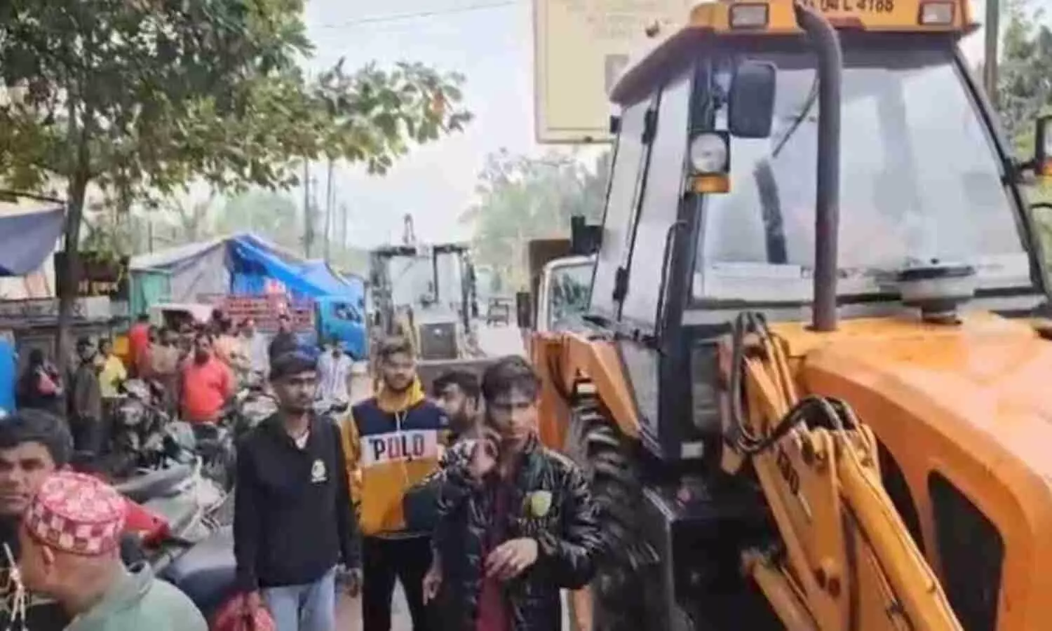 bulldozer action in raipur