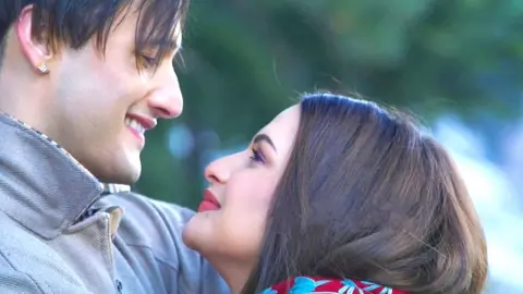 Asim Riaz and Himanshi Khurana Breakup Asim Riaz and Himanshi Khurana Breakup