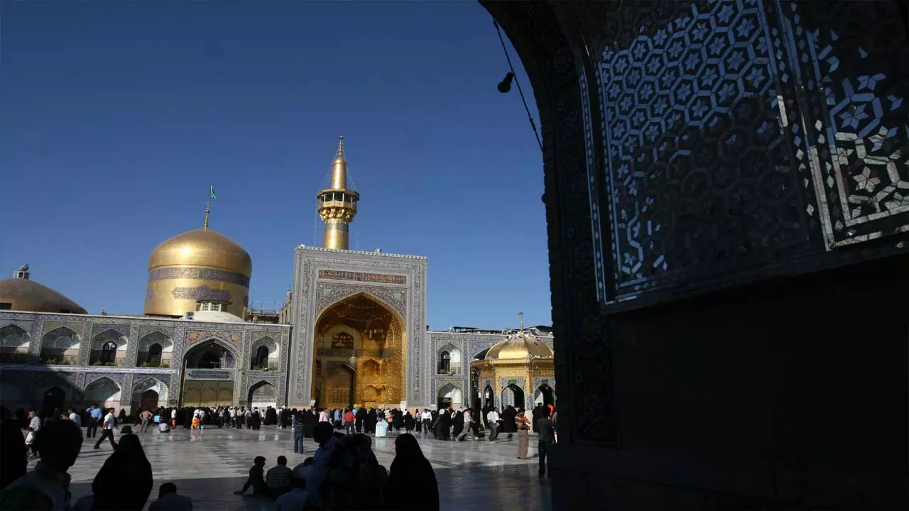 The number of people visiting mosques in Iran has decreased rapidly, the government is worried