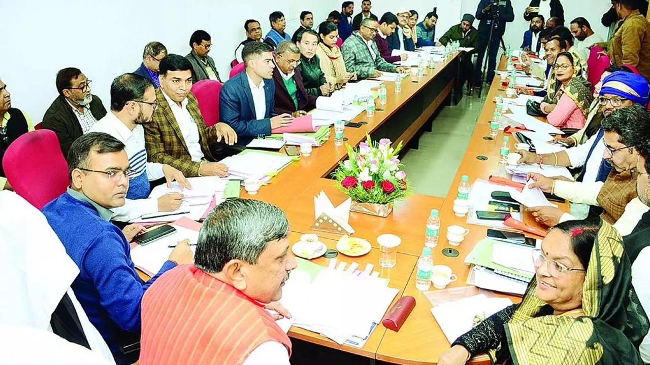 Budget of Rs 10164.95 lakh passed in Municipal Corporation meeting, proposal to be sent to government for recruitment of 300 sanitation workers