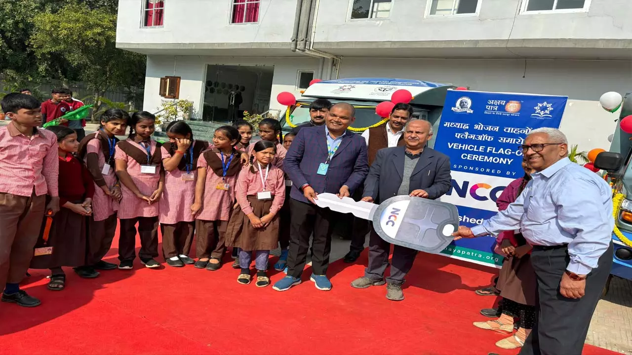 NCC Company gifted two Mahindra Bolero to Akshay Patra