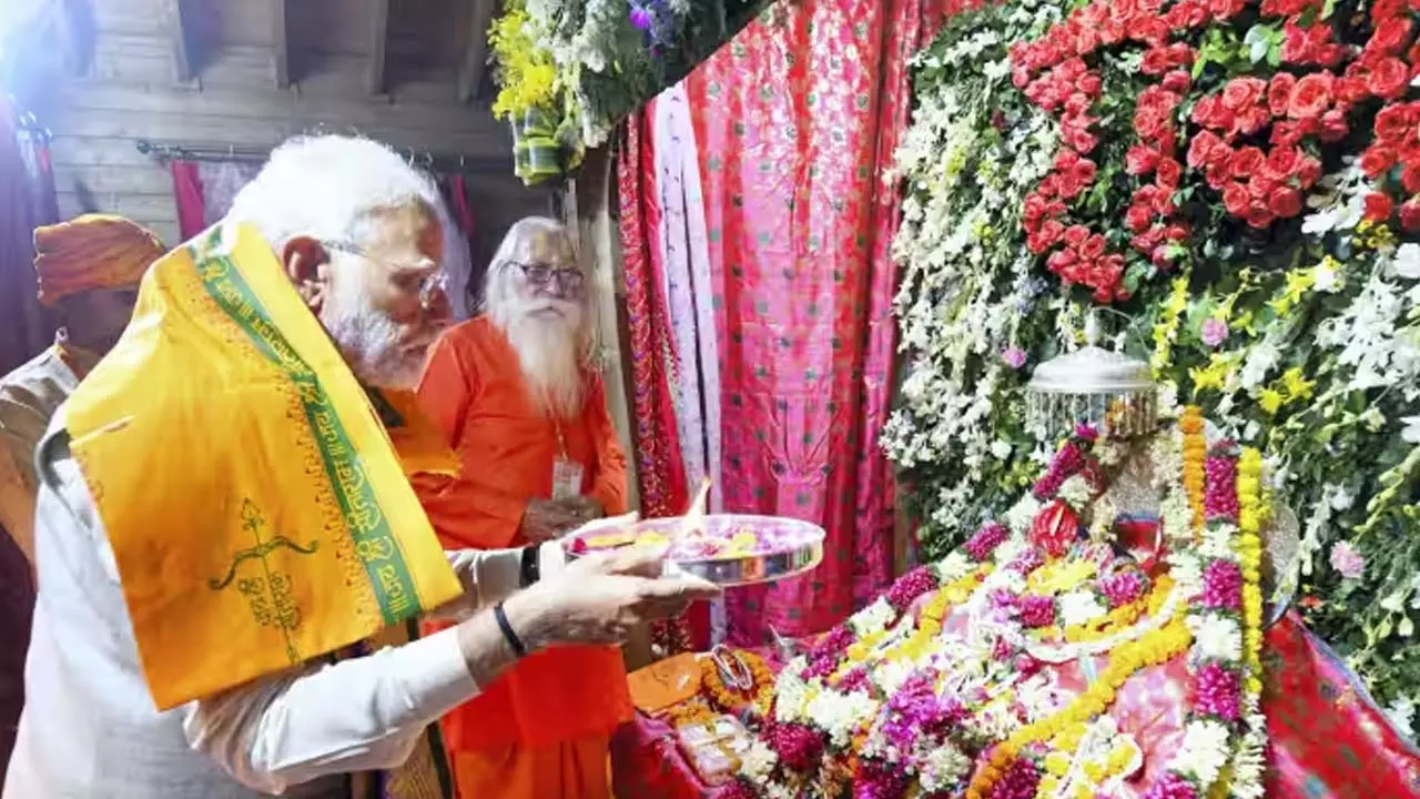 PM Modi will perform the first aarti of Ramlala after consecration