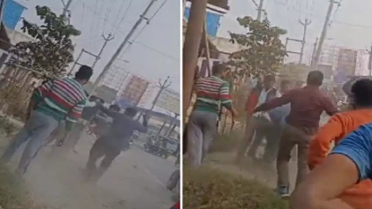 bullies stopped the bike rider and beat him fiercely with sticks in the middle of the road