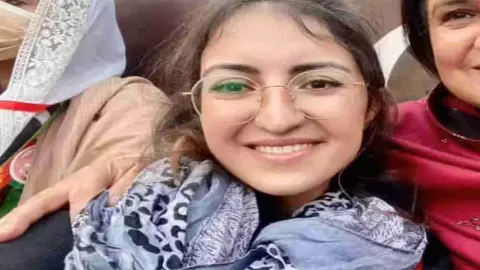 Pakistan Elections 2024: खैबर पख्तूनख्वा से पहली बार महिला प्रत्याशी चुनाव लड़ेंगी Pakistan Elections 2024: खैबर पख्तूनख्वा से पहली बार महिला प्रत्याशी चुनाव लड़ेंगी