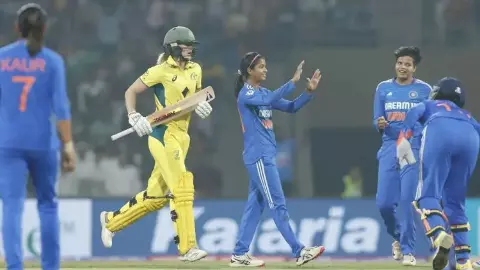 INDW vs AUSW Harmanpreet Kaur