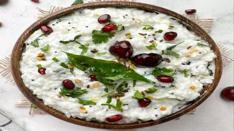 Curd Rice: भारत की पॉपुलर डिश में से एक है कर्ड राइस, जानें इसे बनाने का तरीका Curd Rice: भारत की पॉपुलर डिश में से एक है कर्ड राइस, जानें इसे बनाने का तरीका