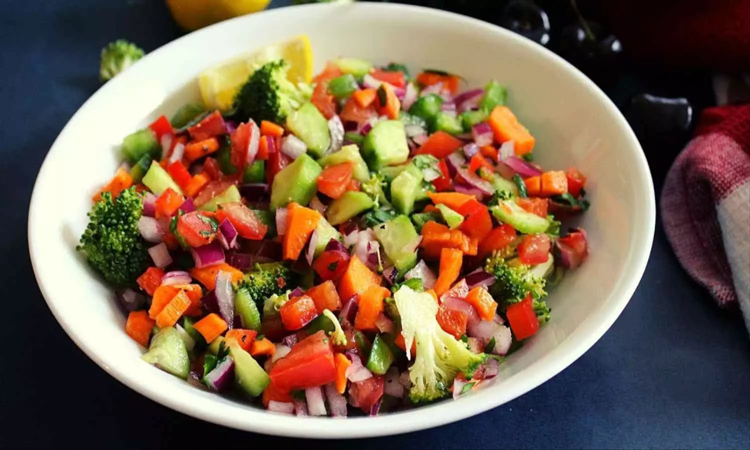 Weight Loss Salad: अगर इस तरह से खाएंगे सलाद को आसानी से कम हो जाएगा वजन