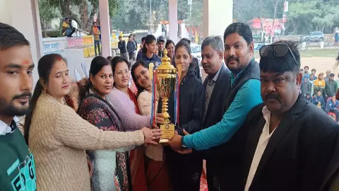 37th Interstate Cricket Tournament- Madhya Pradesh captures the championship trophy, Muskan is player of the match.