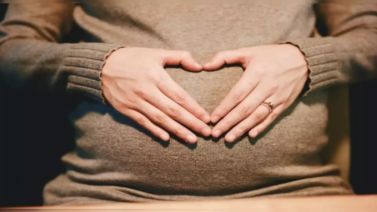 Pregnancy Issues: विटामिन डी की कमी घटा रही गर्भावस्था का समय