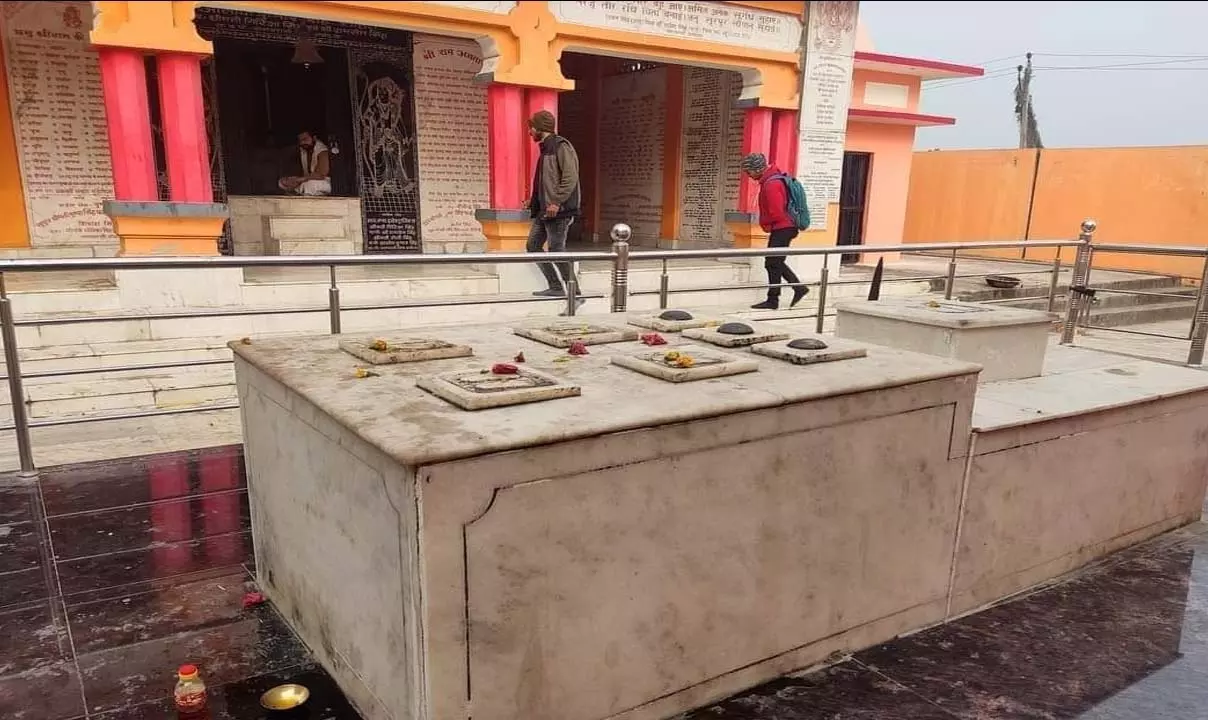 Deserted mausoleum, where Emperor Dashrath of Ayodhya is absorbed in eternal sleep: