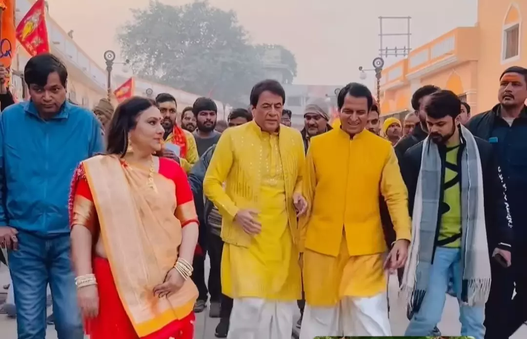 राम, सीता और लक्ष्मण पहुंचें अयोध्या | Arun Govil, Sunil Lahiri and Dipika  arrive in Ayodhya | Bollywood Newstrack | Ram Mandir प्राण प्रतिष्ठा समारोह  से पहले अयोध्या पहुंचें ...