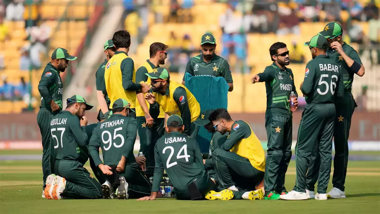 Pakistan Cricket: पाकिस्तान क्रिकेट में हार से मचा हाहाकार, पूर्व दिग्गज कप्तान ने पीसीबी पर बोला बड़ा हमला Pakistan Cricket: पाकिस्तान क्रिकेट में हार से मचा हाहाकार, पूर्व दिग्गज कप्तान ने पीसीबी पर बोला बड़ा हमला
