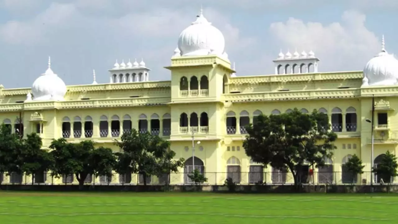 12 MBA students got jobs in Lucknow University, got an annual package of Rs 11 lakh