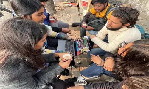 Lucknow University students appreciated the interim budget, watched live telecast in the canteen