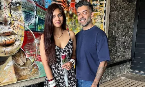 Dalljiet Kaur-Nikhil