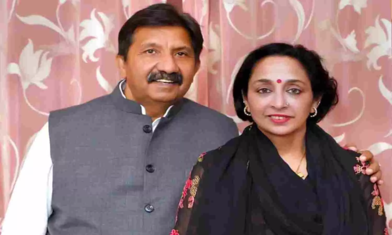 Deputy CM mukesh agnihotri wife Died