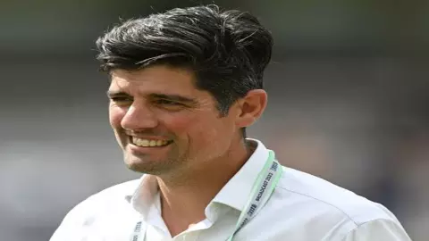 IND vs ENG: एलिस्टर कुक ने Ashwin को बताया Cheater, कहा- उन्होंने ये जानबूझकर ही किया IND vs ENG: एलिस्टर कुक ने Ashwin को बताया Cheater, कहा- उन्होंने ये जानबूझकर ही किया