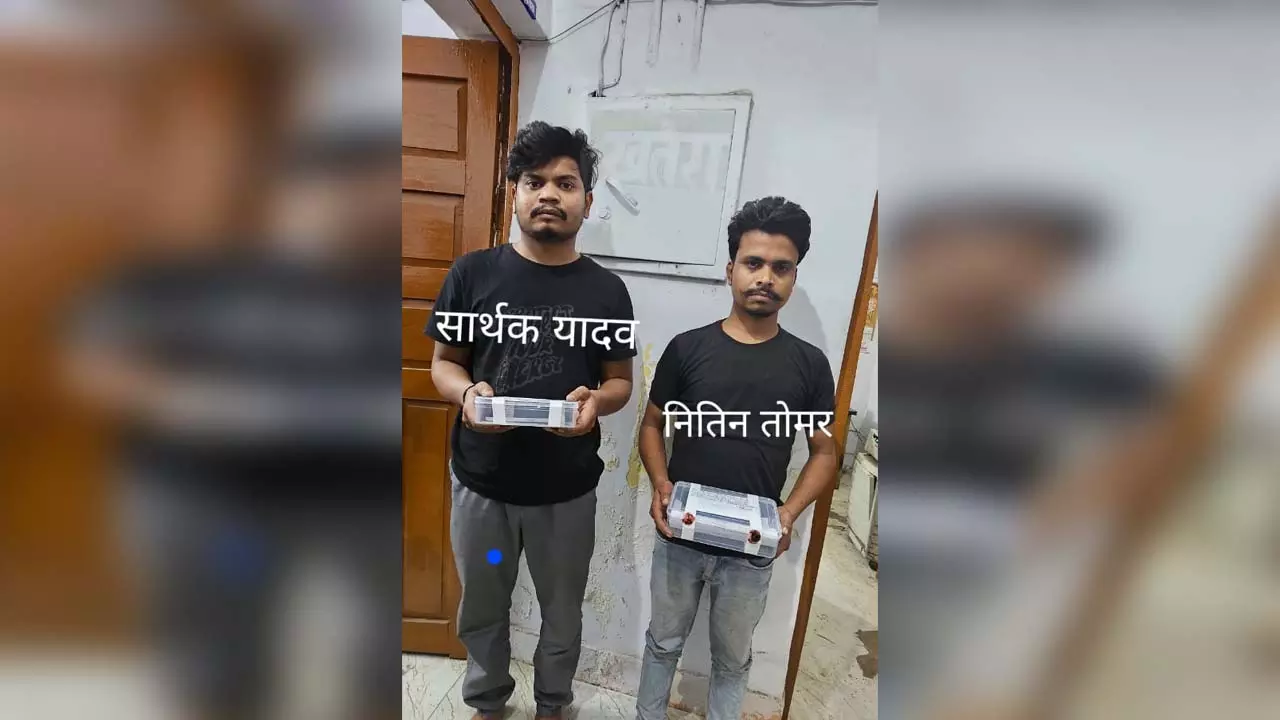 A broker and a candidate who provided jobs in constable recruitment were arrested, police found 42 admit cards and two mobiles