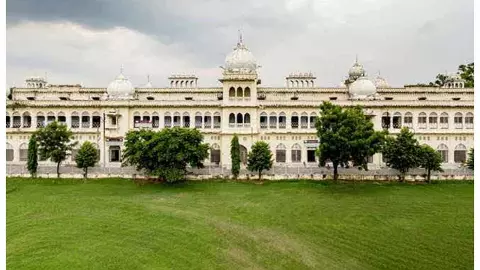 Lucknow University: एआईसीटीई चेयरमैन बोले- देश के 26 शहरों में स्थापित होंगे 100 सुविधा केंद्र, एनएसआईएल में सत्र को किया संबोधित