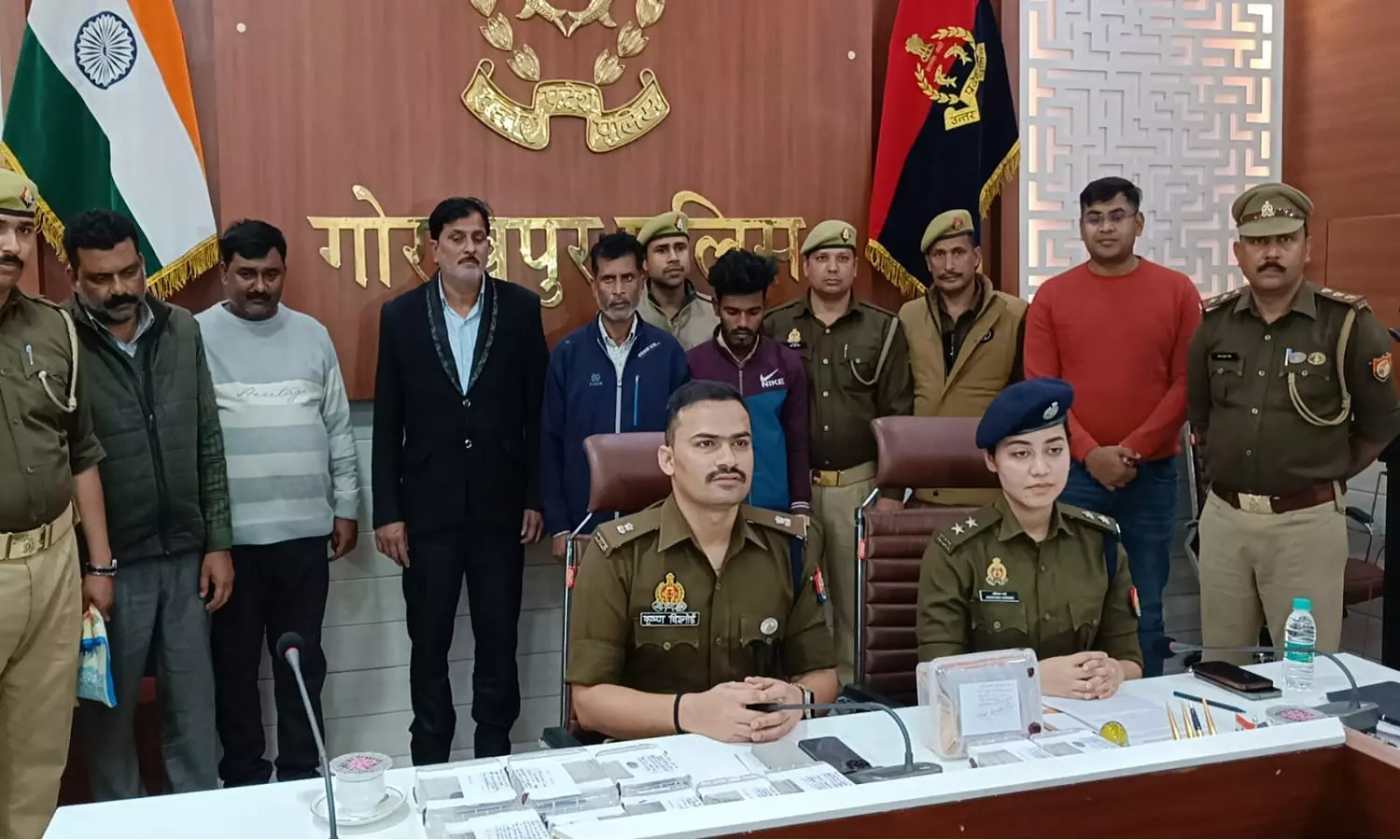 UP Constable Bharti 2024: नकली अंगूठे से पास हो गए, आंखों की पुतली के मिसमैच से पकड़े गए, CBI जांच की मांग