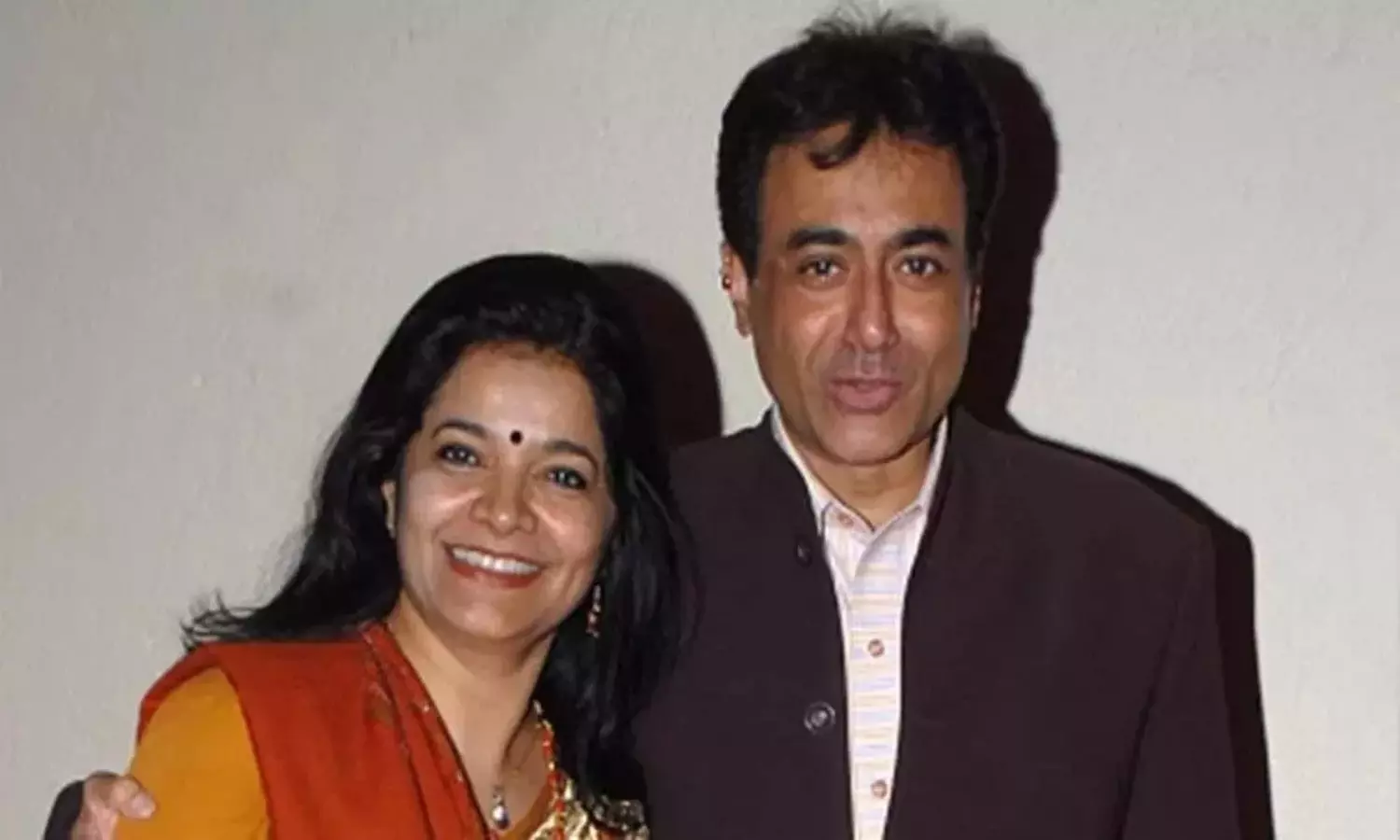 Nitish Bhardwaj And Wife