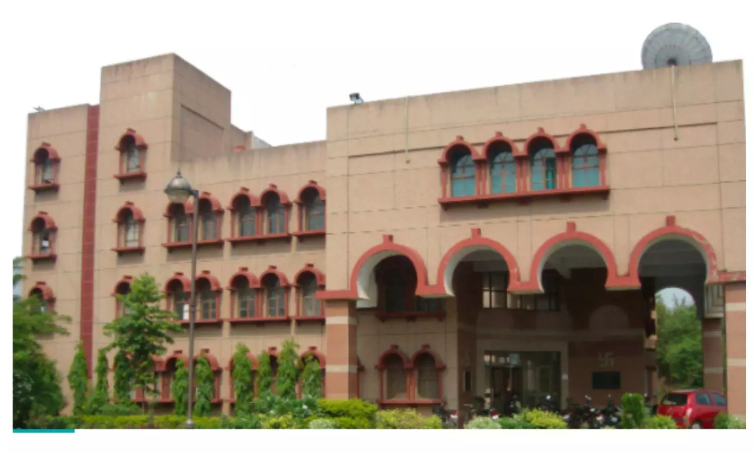 Central Sanskrit University: केंद्रीय संस्कृत विश्वविद्यालय में शुरु होगी आयुर्वेदिक चिकित्सा की पढ़ाई, सात साल का होगा कोर्स