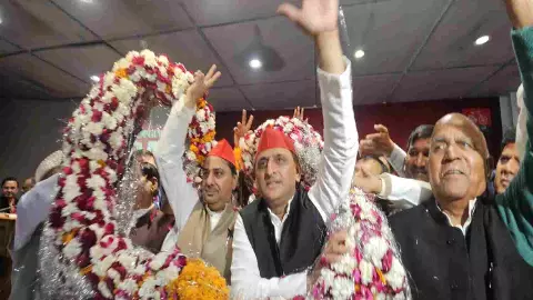 Bsp Guddu Jamali joined Samajwadi Party