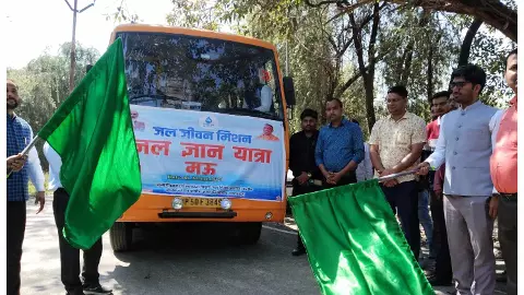 मऊ में आयोजित किया गया जल ज्ञान यात्रा। मऊ में आयोजित किया गया जल ज्ञान यात्रा।