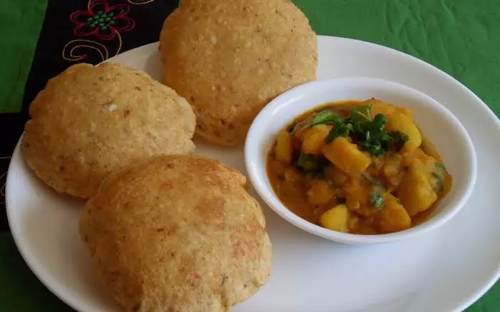 Lucknow Famous Puri Shop