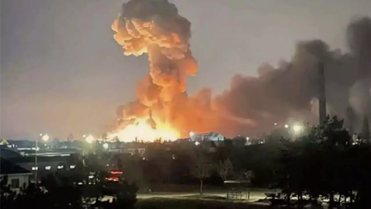 Russias massive drone attack on Ukraine, huge devastation, 11 people killed