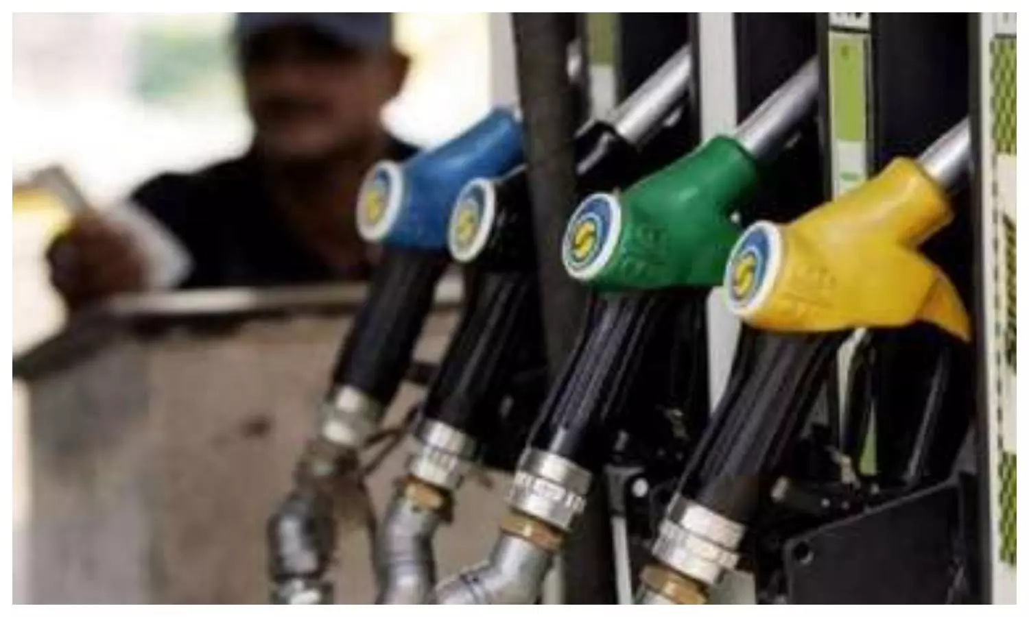 Petrol-Diesel Prices Reduced: चुनाव से पहले मोदी सरकार की बड़ी सौगात, देशभर में 2 रुपए सस्ता हुआ पेट्रोल-डीजल