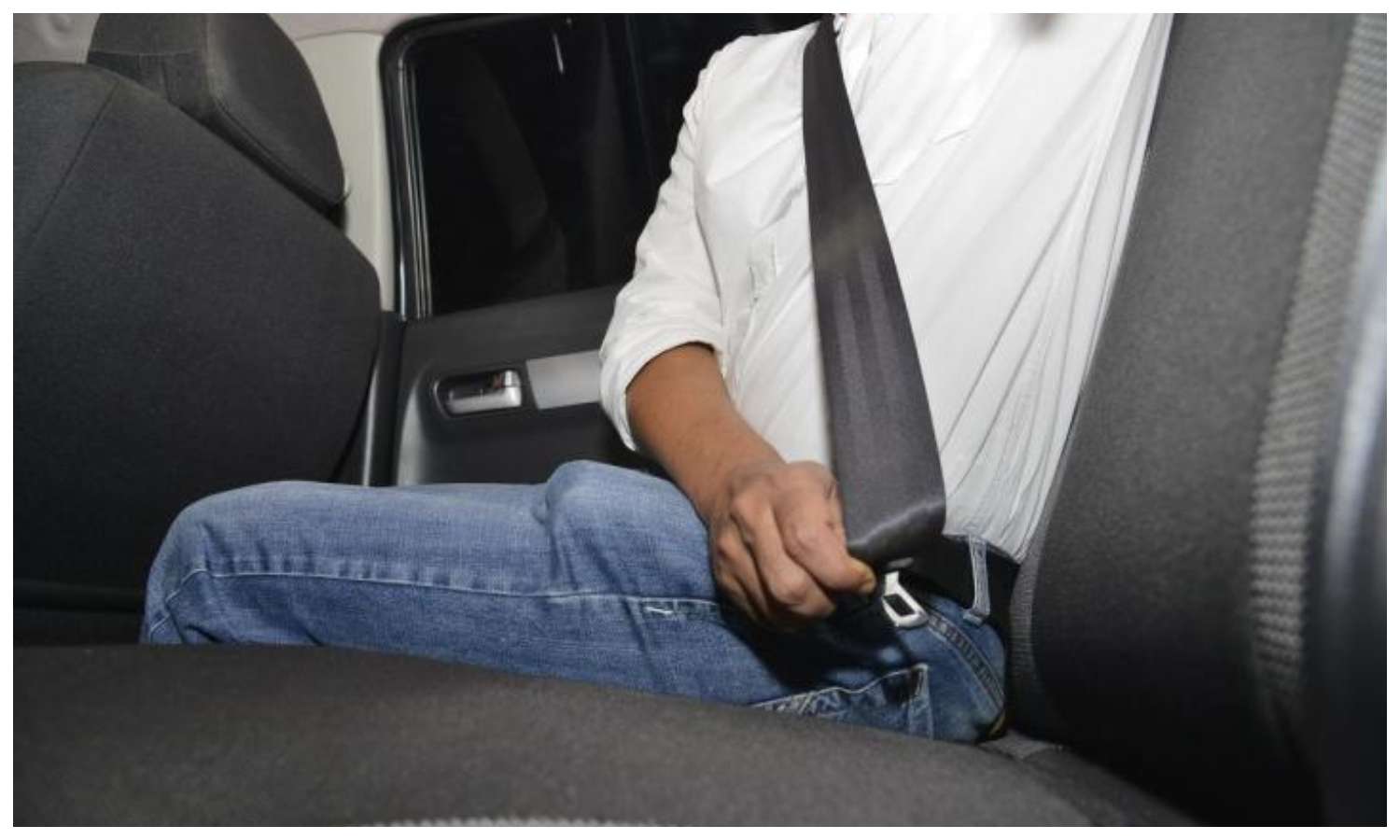 Rear Seat Belt Alarm :