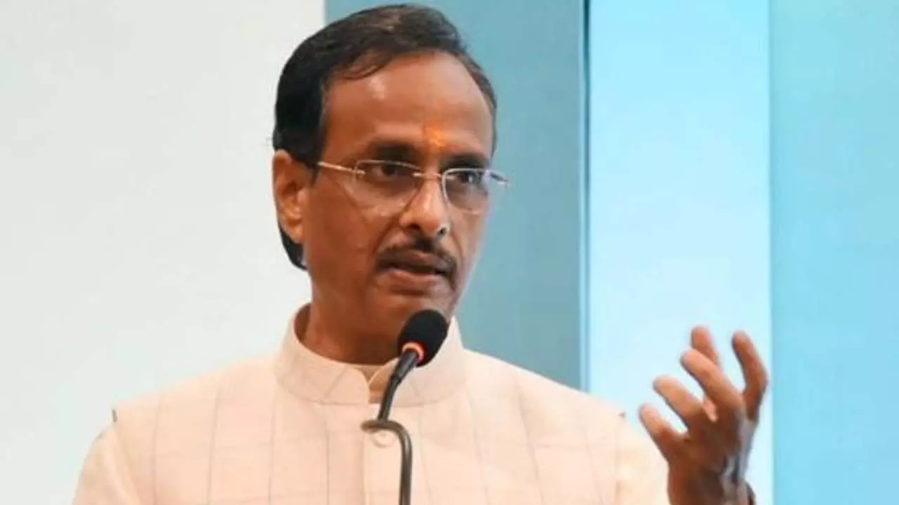 Dr. Dinesh Sharma said- Mughals and British tried to destroy the culture of India