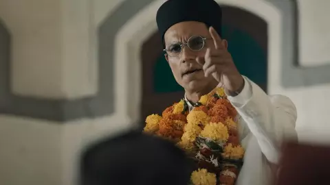 Swatantrya Veer Savarkar Box Office Collection Day 3