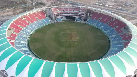 IPL 2024 Ekana Stadium Schedule: लखनऊ के में होंगे 7 मुकाबले, BCCI ने जारी किया शेड्यूल