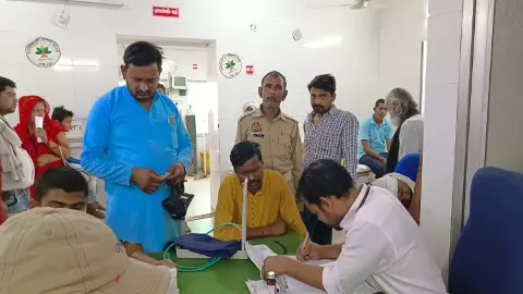 People from the maternal side attacked the PRV police team that arrived on the information of dispute between husband and wife