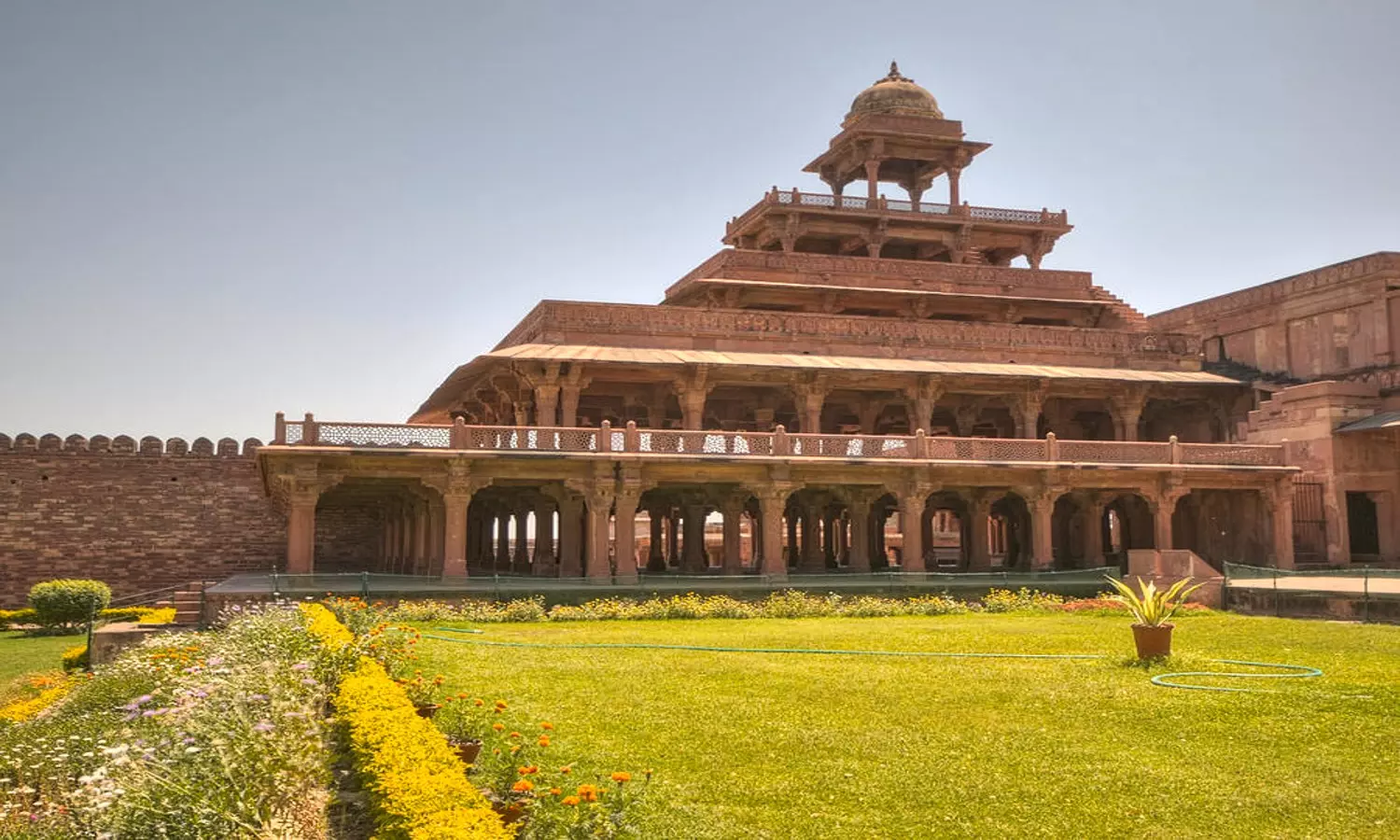 Panch Mahal Fatehpur Sikri History