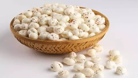 Makhana Benefits: मखाने खाने के हैं जबरदस्त लाभ, डेली डाइट में करें शामिल