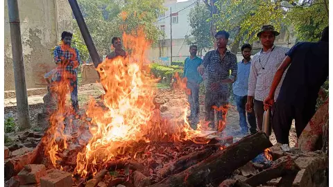 Lucknow University: LU के छात्रों ने डोगरा शैली में बनाई कलाकृतियां, जानें इस शैली में क्या है खास