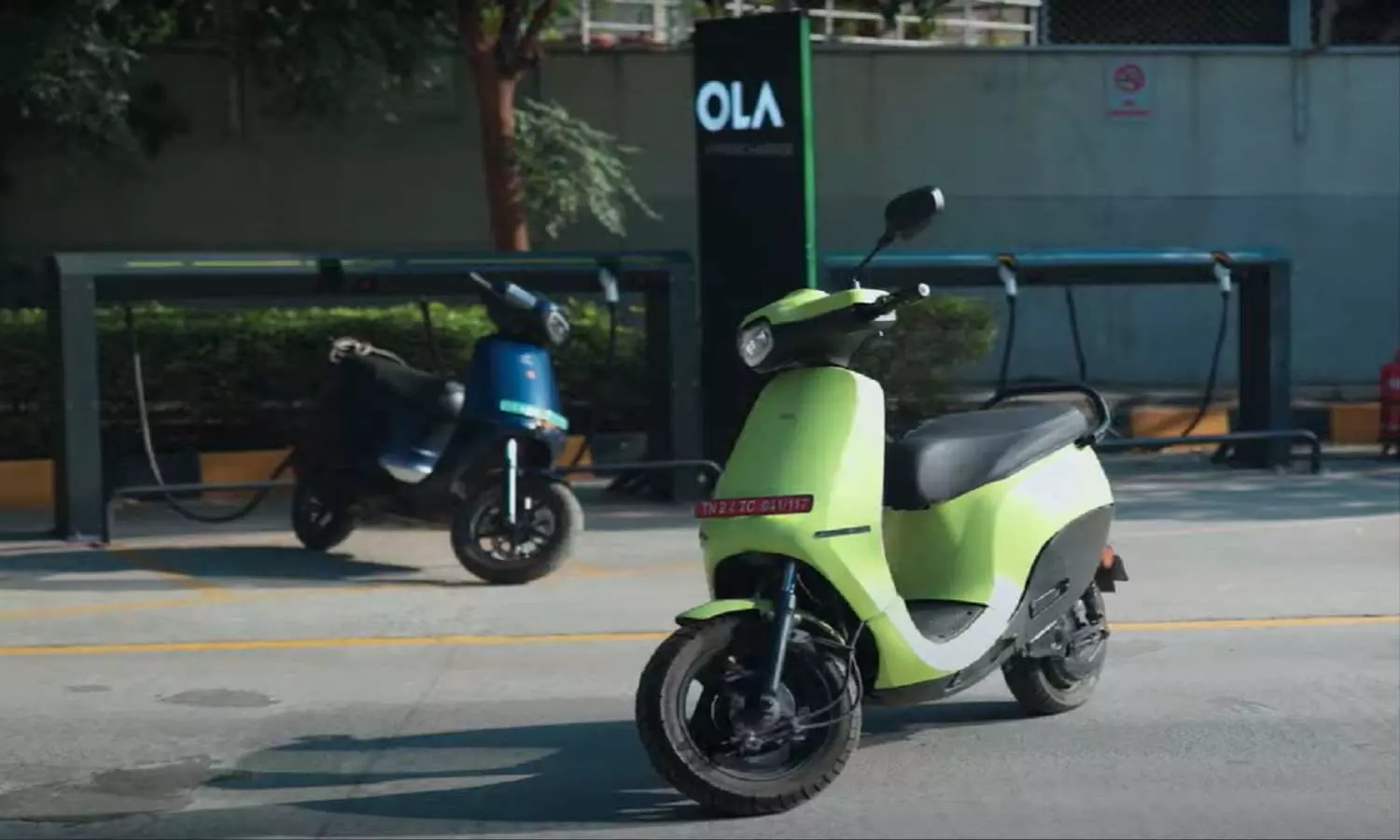 Driverless Ola Electric Scooter