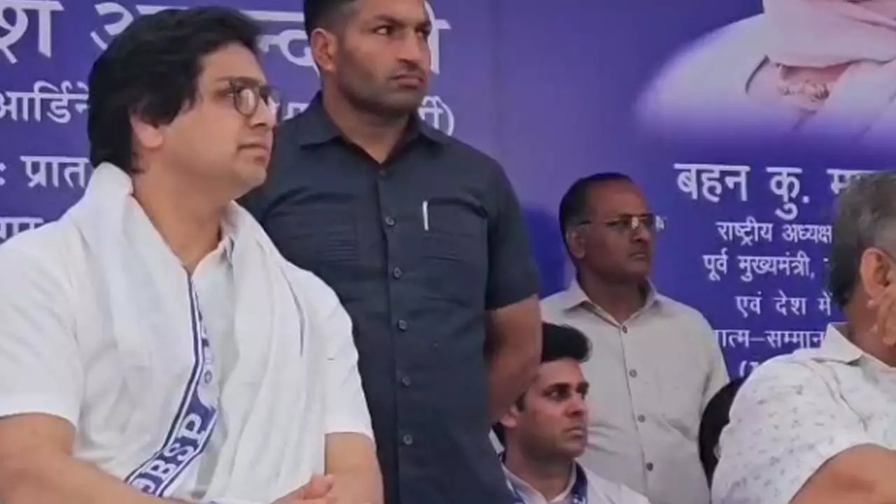 Akash Anand attacked BJP, said- Government handed over the bowl in the name of jobs