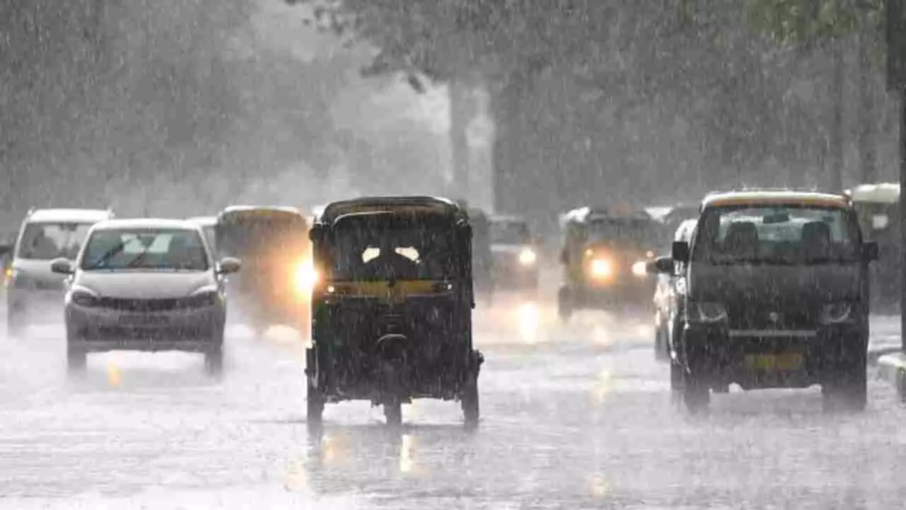 Weather Update: उत्तर-पश्चिम भारत में आंधी-तूफान व बारिश के आसार, आईएमडी का ऑरेंज अलर्ट