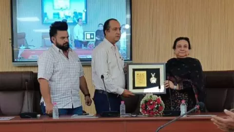 Lucknow University: विद्यार्थियों के लिए दो दिवसीय जॉब फेयर शुरु, कई बड़ी कंपनियां होंगी शामिल