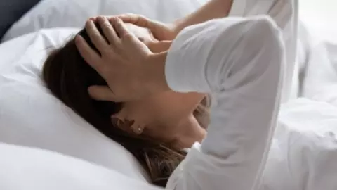 Lack of Sleep: अनिद्रा भी हो सकती है मोटापे की वजह, अच्छी नींद के लिए अपनाएं ये आदतें